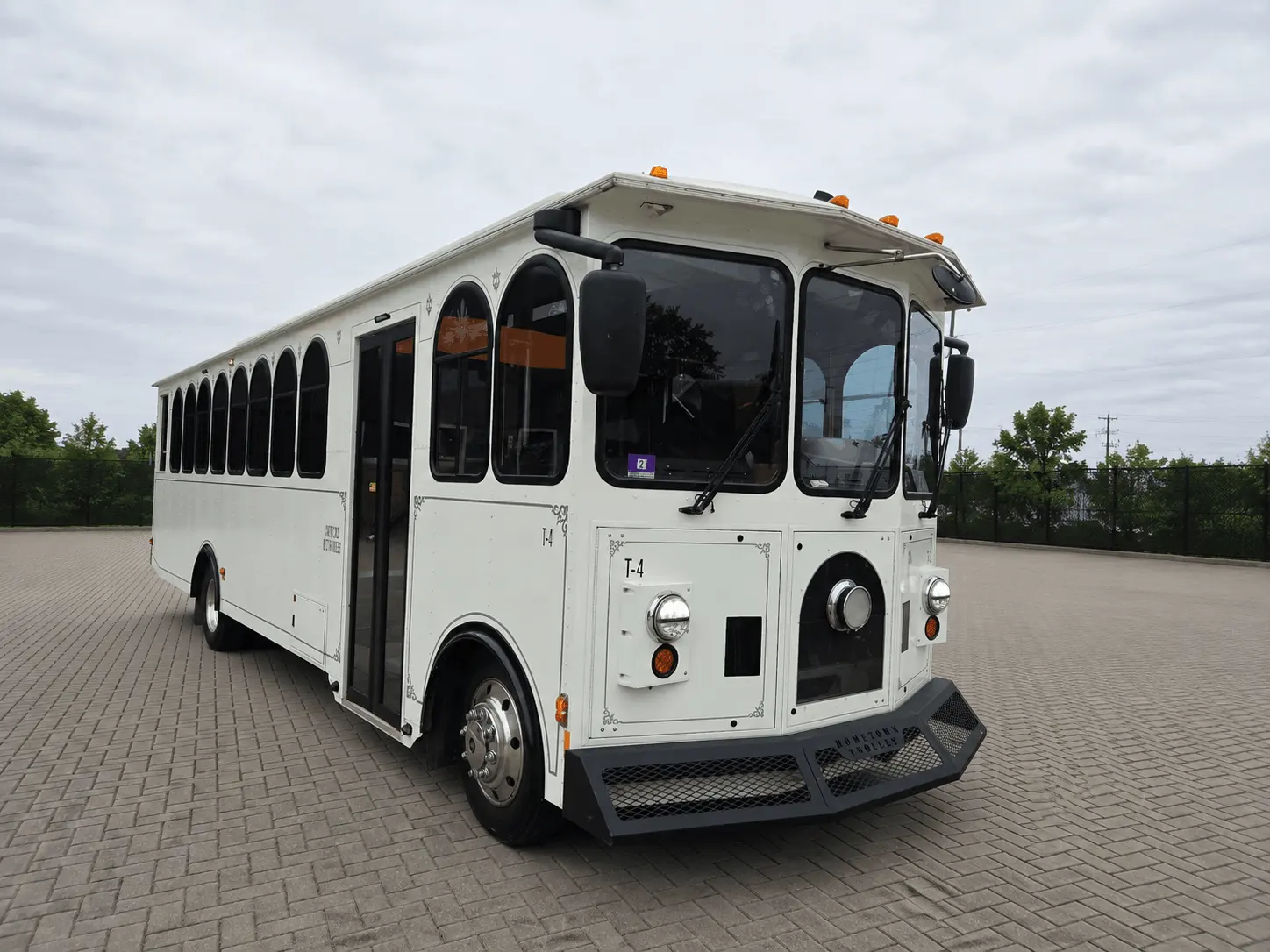 T4 classic white trolley exterior
