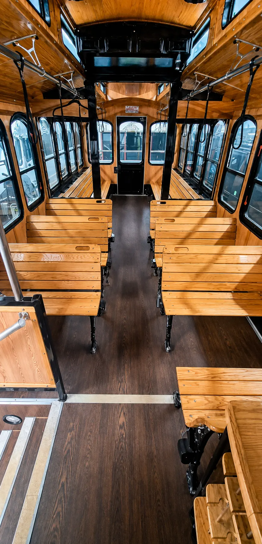 Classic White Trolley — photo 2